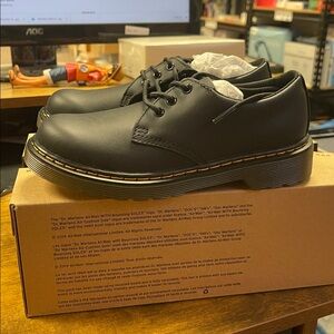 Dr. Martens Black Leather women’s Shoes